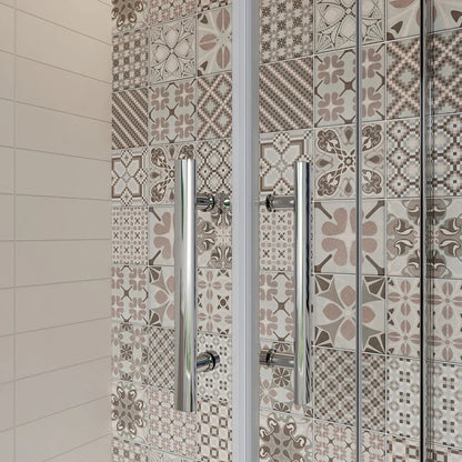 AICA Sprchový kout obdélníkový se zalamovacími dveřmi z 6mm NANO skla – bezpečnostní sklo EasyClean, chromový profil, nerezové madlo. Moderní sprchový box s univerzální montáží (levá/pravá strana) pro prostory 70–120 cm, výška 195 cm. Designový obdélníkový sprchový kout s posuvnými dveřmi, odolný proti korozi. Vhodný do malých i velkých koupelen, snadná údržba a minimalistický vzhled.