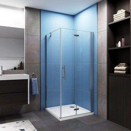 Moderní čtvercový sprchový kout s posuvnými dveřmi a boční stěnou z 6mm NANO skla - rozměry 70-90cm, výška 195cm. Elegantní chromovaný design s bezpečnostním sklem, nerezovým madlem a zinkovou vzpěrou. Vhodný do malých i velkých koupelen.

