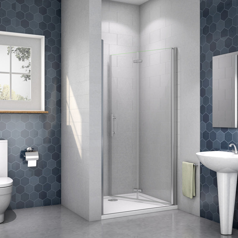 Zalamovací sprchové dveře s nano sklem EasyClean, šířka 70-120 cm, výška 185 cm. Bezpečnostní 6mm sklo, chromový hliníkový profil, nerezové madlo. Univerzální montáž (L/P) do sprchového koutu nebo niky.