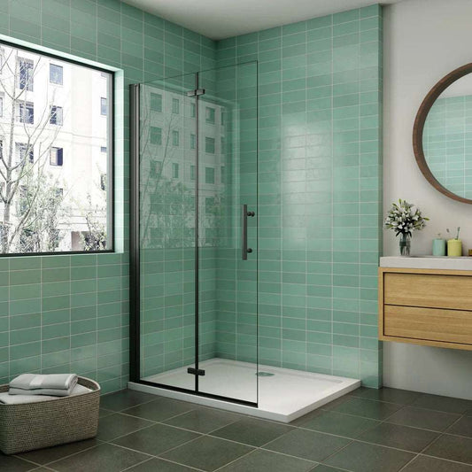Černá zalamovací sprchová zástěna AICA Walk-In HPKB2E s 6mm NANO sklem EasyClean – moderní design pro vaši koupelnu, nastavitelná šířka 66-116 cm, výška 195 cm, leštěný hliníkový profil odolný proti korozi, černé madlo a panty ze slitiny zinku. Ideální pro sprchový kout bez vaničky, skládací dveře pro snadný přístup, bezpečnostní sklo proti rozbití, montáž na levou i pravou stranu.