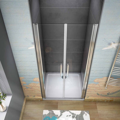 Dvoukřídlé sprchové dveře do niky z 6mm bezpečnostního čirého NANO skla s EasyClean povrchem. Elegantní leštěný hliníkový profil v chromové barvě, odolný proti korozi. Univerzální montáž pro levou i pravou stranu (L/P), výška 195 cm. Dveře obsahují magnetickou lištu pro dokonalé těsnění a madlo pro pohodlné otevírání. Ideální řešení pro moderní koupelny a sprchové kouty v rozměrech 70-140 cm. Skleněné posuvné dveře s otočným mechanismem, snadno čistitelné, vhodné do malých prostorů i výklenků.